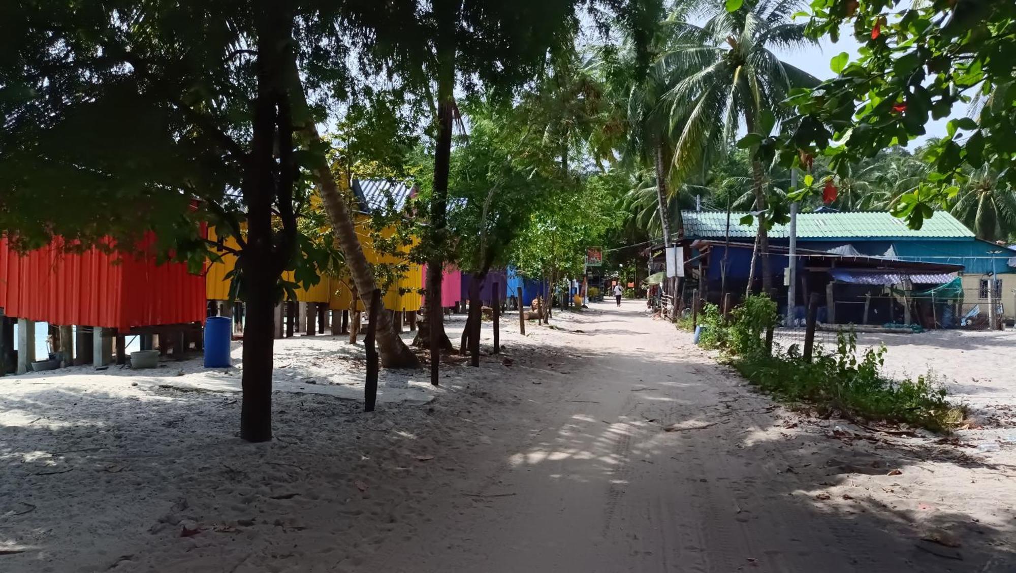 Hotel Paradiso Ocean Front Sok San Village